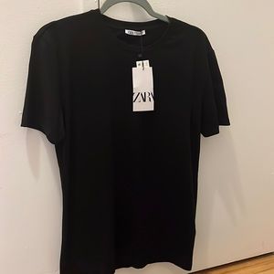 Brand new men’s black crew neck - Zara Barcelona